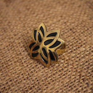 Flower Design Ring